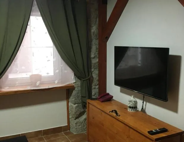 Apartman 2 - Reflection